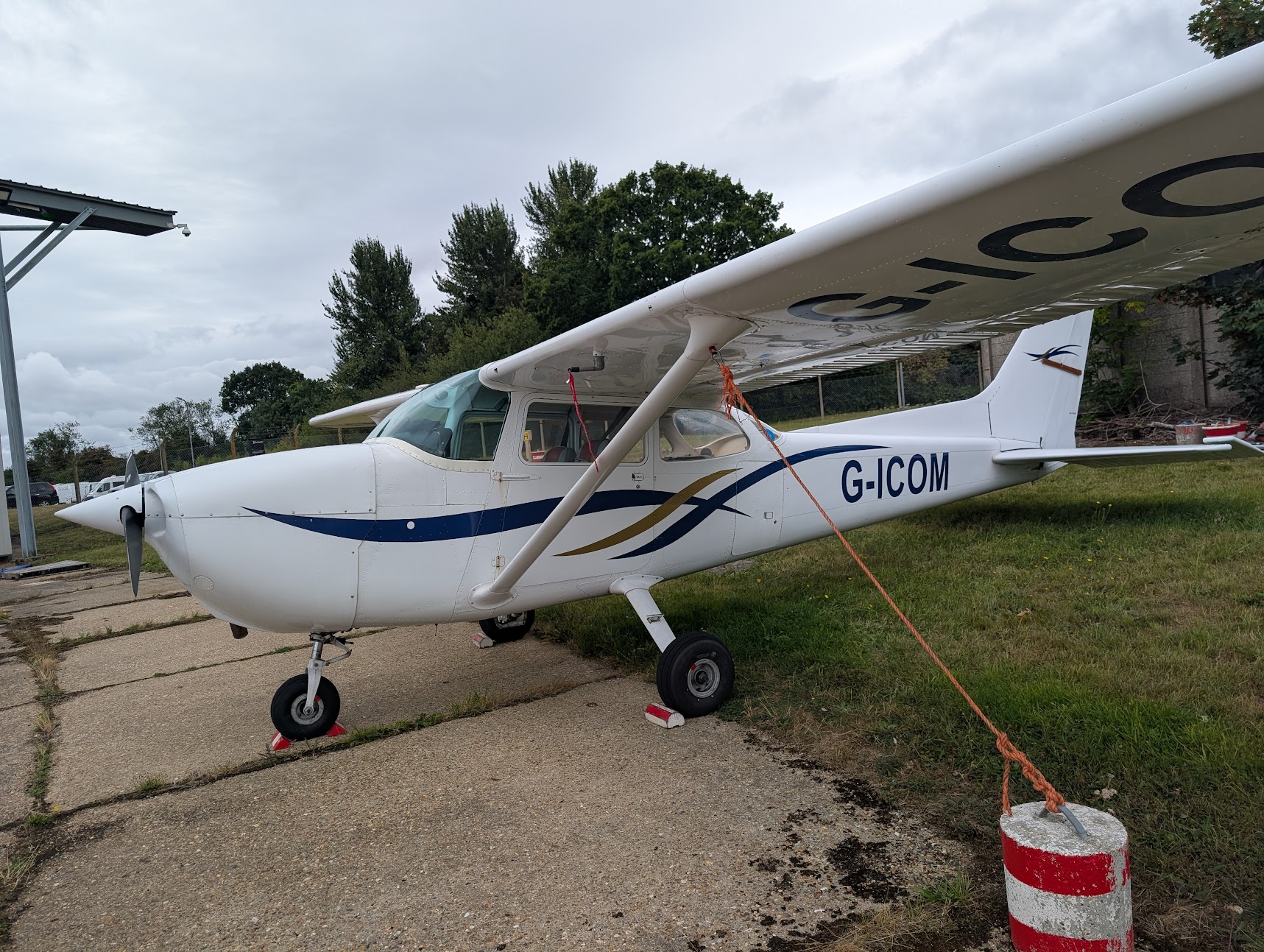G-ICOM Cessna 172M Skyhawk parked at Biggin Hill Airport